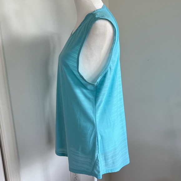 Zyia Blue Luxe Muscle Tank - Picture 2 of 4